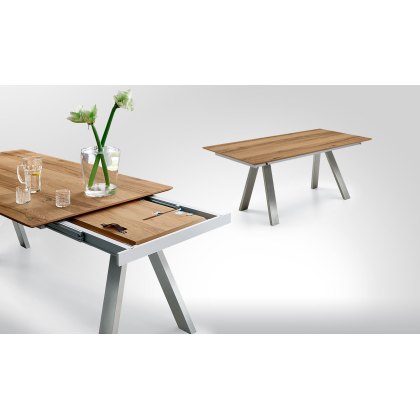 Venjakob Dining Table ET159 | KLU | SOLID