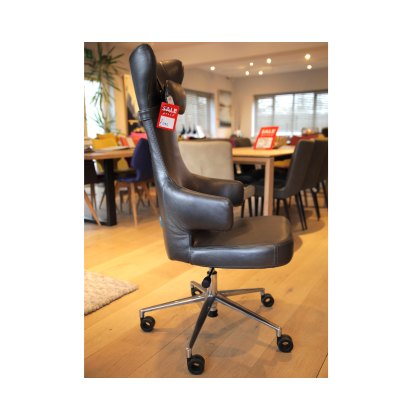 Fama Siddy Leather Office Chair with Anaconda Back
