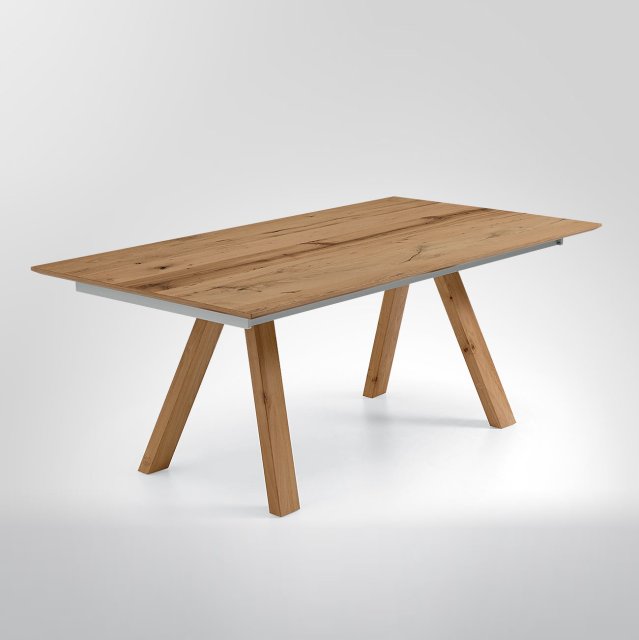 Venjakob Dining Table ET159 | KLU | SOLID