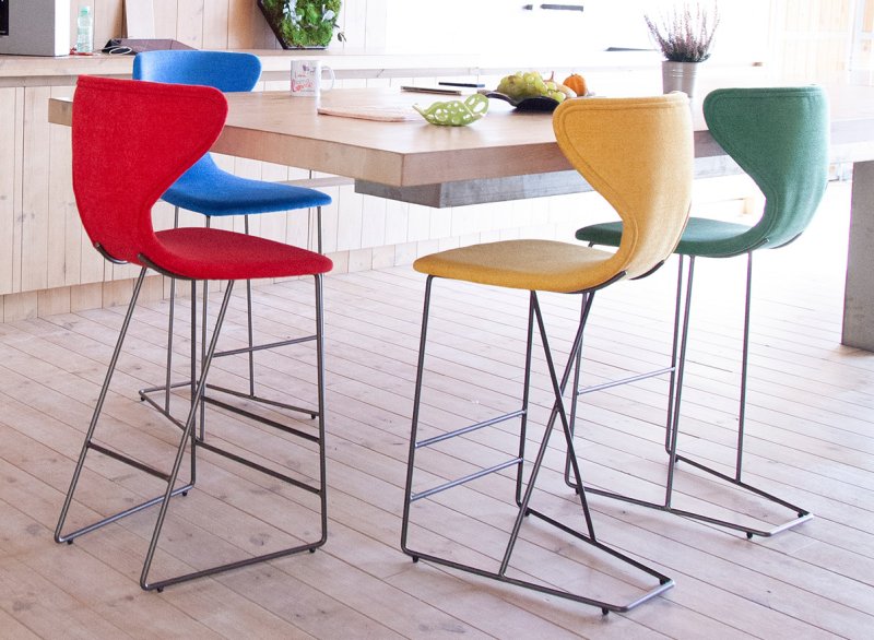 Fama Fama Marlon Bar Stool